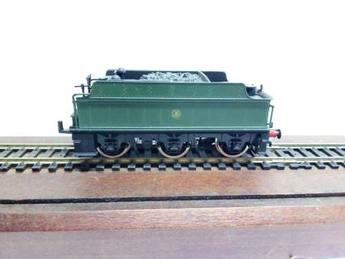 HO/OO HORNBY TENDER