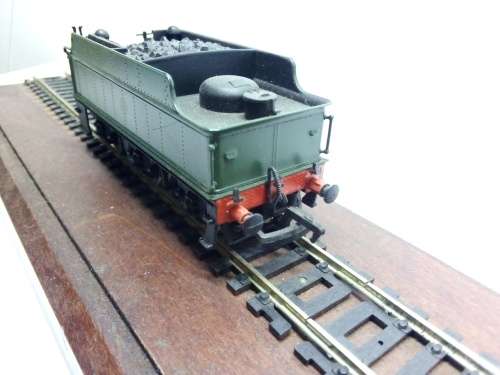 HO/OO HORNBY TENDER
