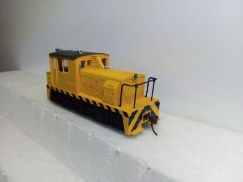 HO/OO BACHMANN MDT 060 SHUNTER DIESEL