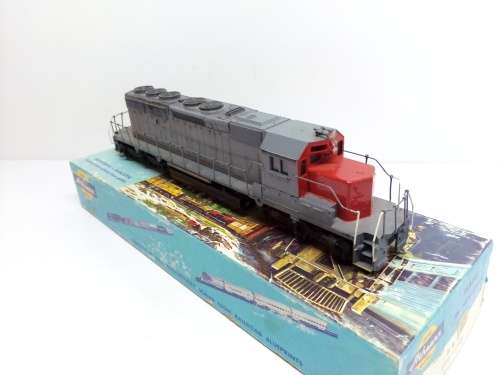 HO/OO SCALE ATHEARN DIESEL
