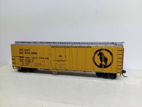 HO/OO SCALE ATHEARN 50FT BOX WAGON