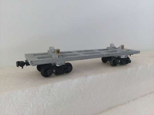 HO/OO SCALE METAL WAGON FOR TANKS
