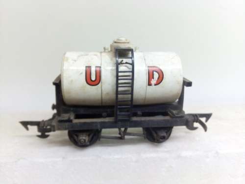 HO/OO SCALE TRI-ANG WAGON
