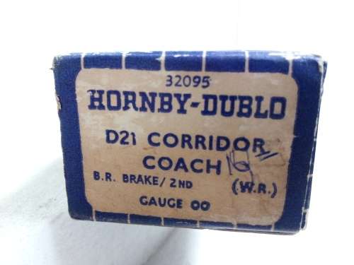 HO/OO SCALE HORNBY DUBLO COACH