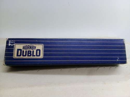 HO/OO SCALE HORNBY DUBLO COACH
