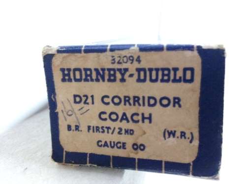 HO/OO SCALE HORNBY DUBLO COACH