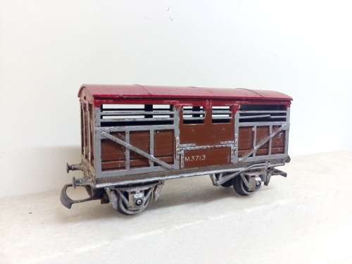 HO/OO SCALE TRI-ANG CATTLE WAGON
