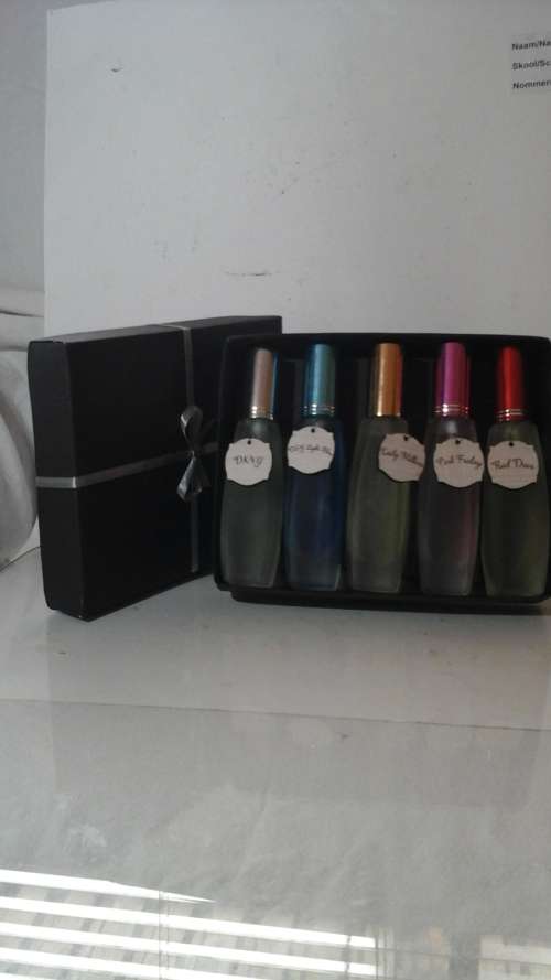PERFUMES FOR HER:Gift BOX with 5× 50ml bottles Perfume oil  - FREE SHIPPING