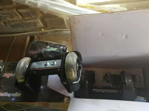 Massive Lot: 295 Flashing Heely Skates