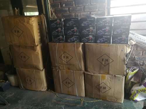 Massive Lot: 295 Flashing Heely Skates