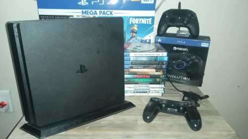 Playstation 4 / PS4 Mega Bundle