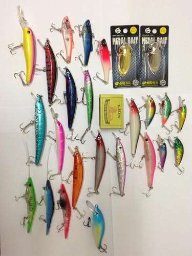 Set of 25 New Fishing Lures - Fresh or Salt Water