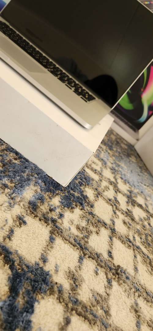 Apple macbook pro 15 inches Retina 2014 Model Quad Core i7 16GB RAM 256GB SSD with accessories, Box