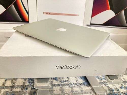 Apple macbook air 13 inches 2017 Model Core i5 8GB Ram 256GB SSD Storage Latest IOS Monterey