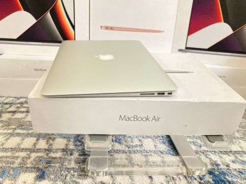 Apple macbook air 13 inches 2017 Model Core i5 8GB Ram 256GB SSD Storage Latest IOS Monterey