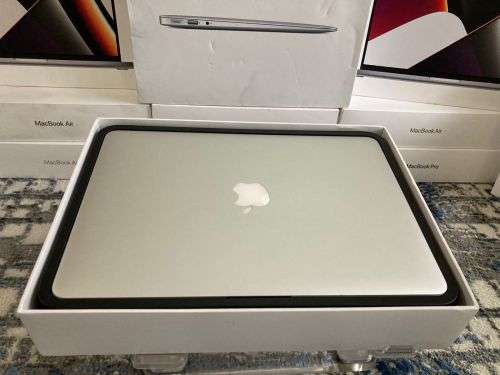 Apple macbook air 13 inches 2017 Model Core i5 8GB Ram 256GB SSD Storage Latest IOS Monterey