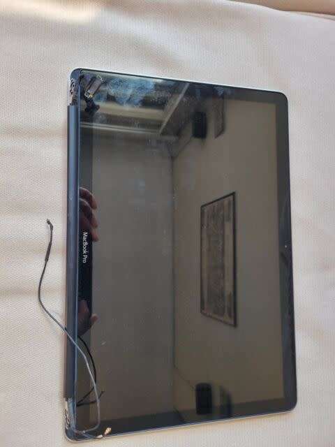 ORIGINAL LCD Screen Display Assembly 15` Apple MacBook Pro 2011 A1286 | Glossy