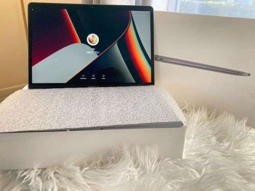 MacBook Air 13 M1 Chip (2020) 8GB RAM Unified 256GB SSD