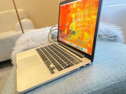 Apple MacBook Pro 13 inch Retina 2015 Model Core i5 8GB RAM 128GB SSD