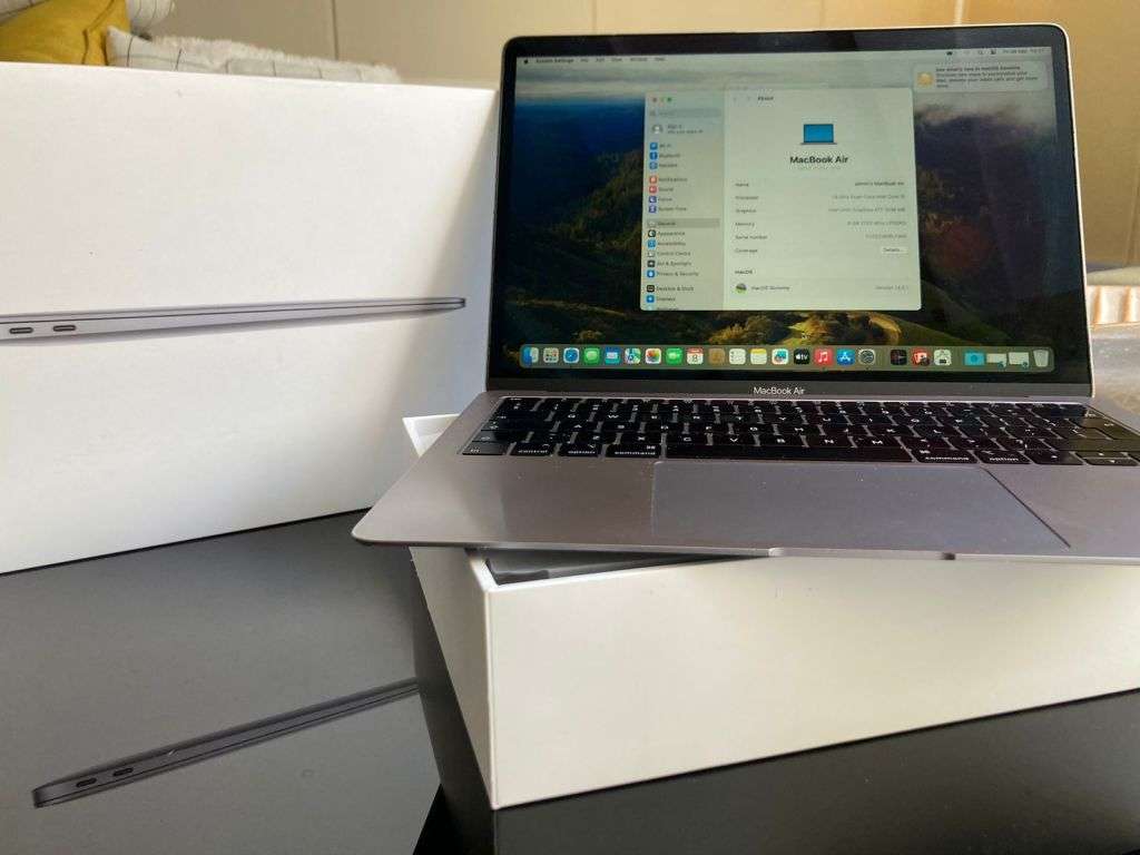 2019 Apple macbook Air 13-inch Retina Core i5 8GB RAM 256GB SSD Storage