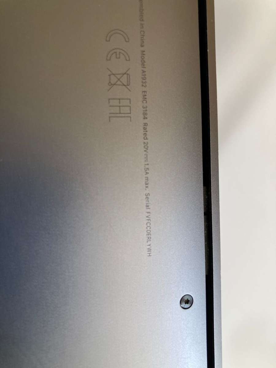 2019 Apple macbook Air 13-inch Retina Core i5 8GB RAM 256GB SSD Storage