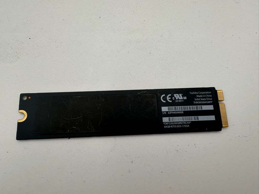 Toshiba THNSNS064GMFP 64GB SSD for MacBook Air A1465/A1466 (2012) - Loaded with macOS