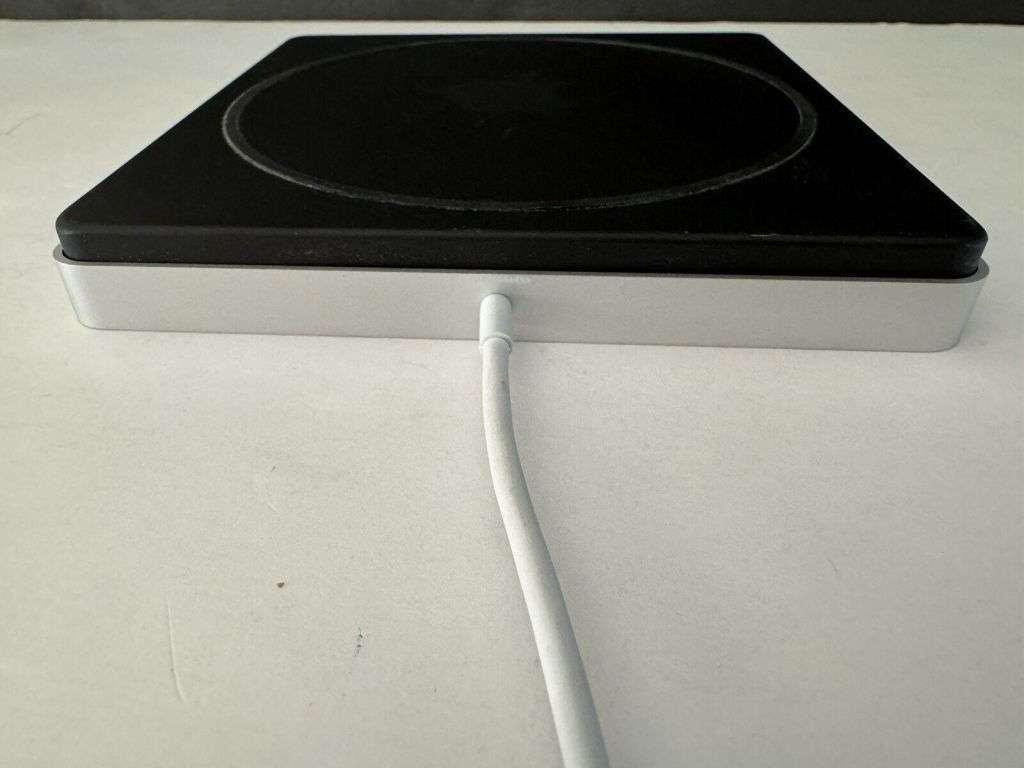 Genuine Apple USB SuperDrive A1379 External CD / DVD Player TESTED Works Silver