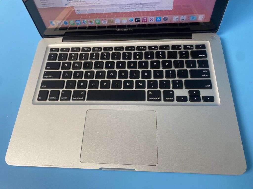 2012 Apple MacBook Pro `Core i5` 2.5 13` 8GB RAM 128GB SSD - Working Great