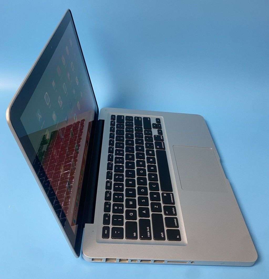 2012 Apple MacBook Pro `Core i5` 2.5 13` 8GB RAM 128GB SSD - Working Great