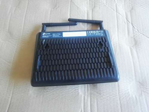 Tp-link MR6400  4g Lte Router (Takes simcards)