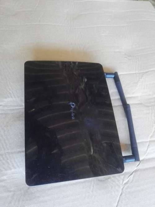 Tp-link MR6400  4g Lte Router (Takes simcards)