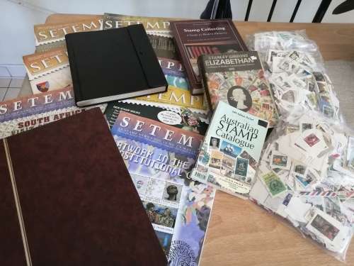 REDUCED!!!  ***BUNDLE*** Catalogues - Stamps - Setempe Mags - Albums