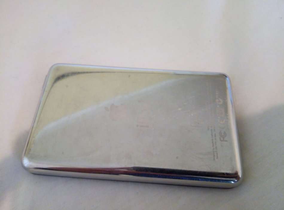 Apple iPod Classic 30Gb 5th Gen A1136