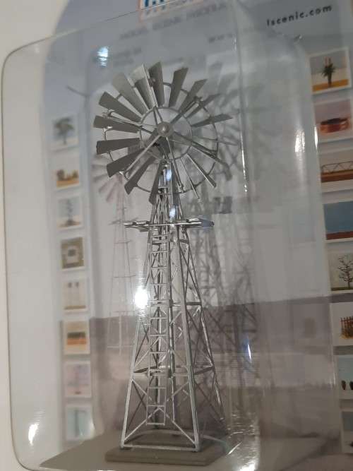 Wind Pump HO Scale