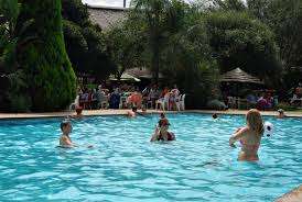 A magnificant Bushveld getaway at Dikhololo Game reseve 15-22 November in a 4 bedroom unit!!!