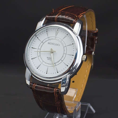 Menâs Fashion Watch