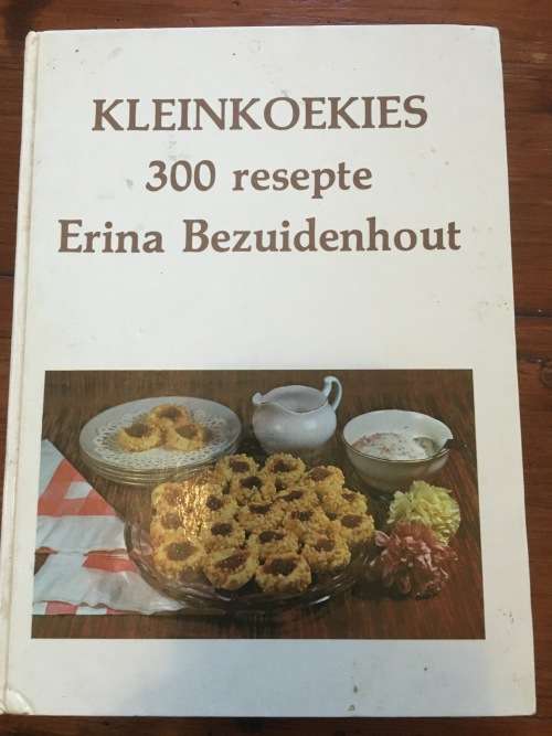 Kleinkoekies 300 Resepte - Erina Bezuidenhout