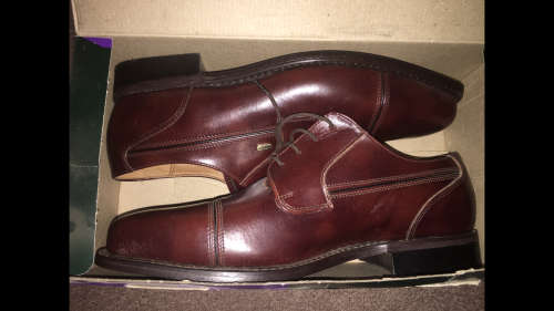 Watson Genuine Leather Shoes Size 9 - Great Quality!!!!