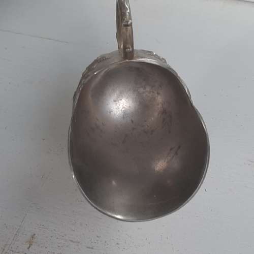 Beautiful Coal Scuttle Shaped Sugar bowl - See pictures