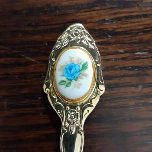 6 x Eetrite 24 Carat Gold Plated Teaspoons with blue rose detail