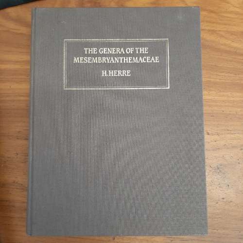 The Genera of the Mesembryanthemaceae - H. Herre