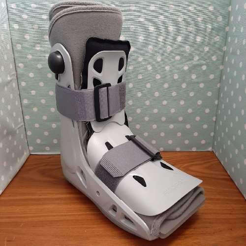 Aircast Moonboot - Size Medium