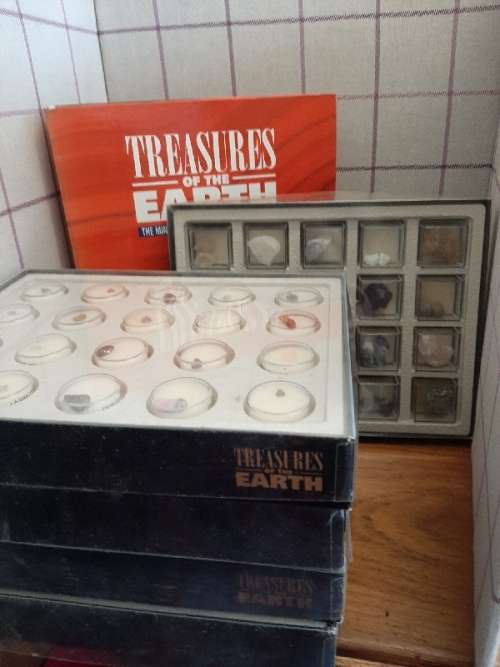 Treasures of the Earth - Minerals and Gemstones Collection