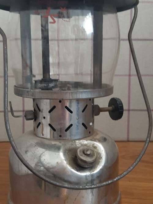 1958 Coleman Lantern - See pictures