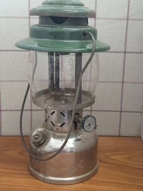 1958 Coleman Lantern - See pictures