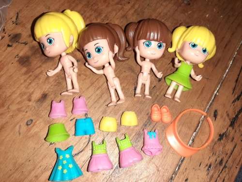 4 x Dolls - Dongguan - with removable clothing items