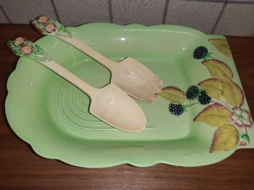 Carlton Ware 3 Piece Dish & Utensils