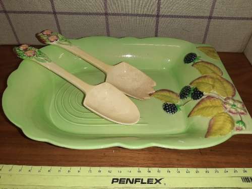 Carlton Ware 3 Piece Dish & Utensils