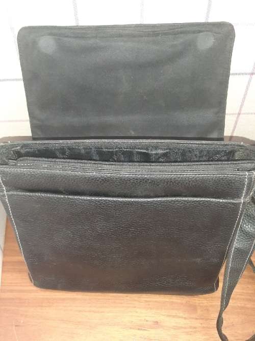 Beautiful Genuine Leather Boss Babi Handbag