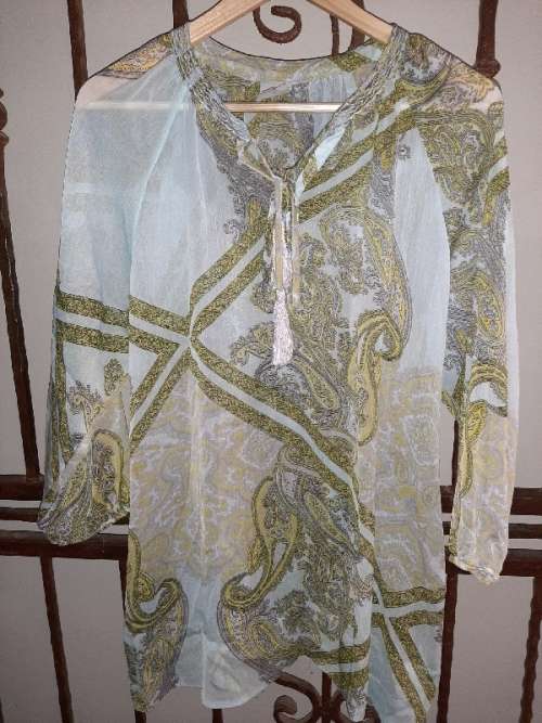 Beautiful Truworths top - Size 40